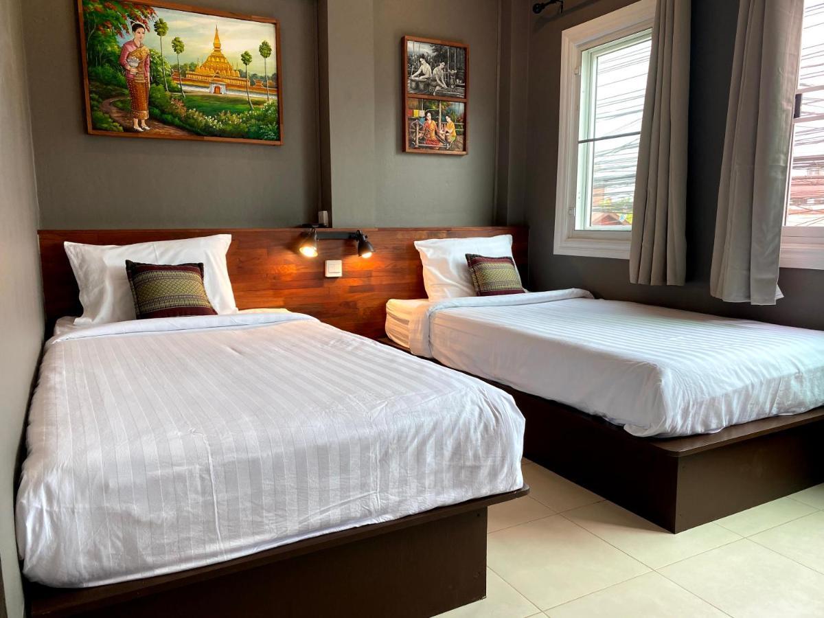 Patuxay Place Vientiane Exterior foto